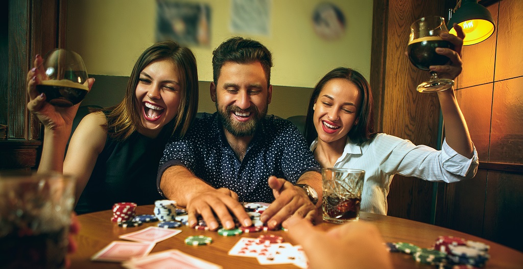 Make Money While Playing Casino Games